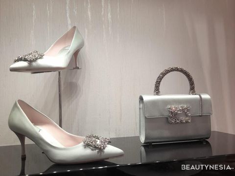 Roger Vivier hadir pertama kali di Plaza Indonesia