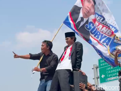 Viral Tukang Pilah Sampah Menang Pilkades di Bekasi Lawan Petahana