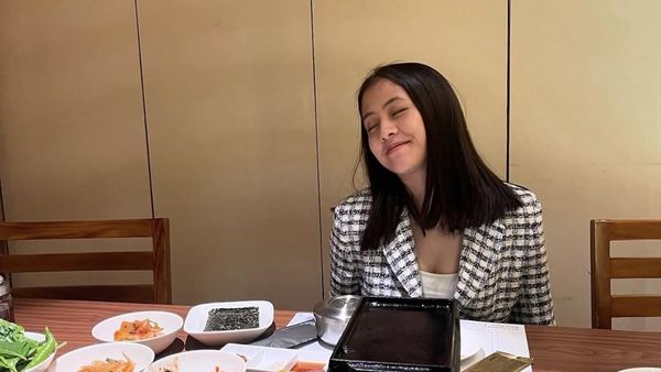 Keseruan Adhisty Zara, Ibu Baru yang Doyan Korean BBQ hingga Hot Pot