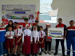 Pertamina NRE Pasang PLTS dan Sumur Bor di SD Gunung Bayu Simalungun