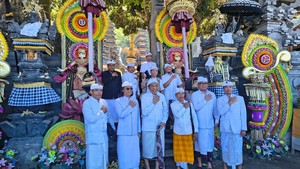 Sekjen Kemenbud Hadiri Upacara Tawur Agung Manca Wali Krama di Bali