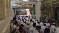 Guruh Soekarnoputra Wafat, Keluarga Gelar Tahlilan Bersama Anak Yatim Piatu
