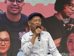 Ahmad Tohari Perhalus 27 Halaman Novel Ronggeng Dukuh Paruk