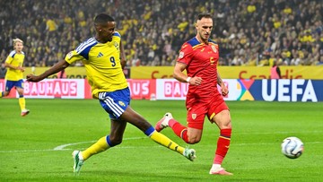 Isak Dipulangkan ke Liverpool karena Cedera saat Bela Swedia