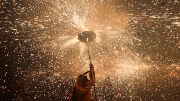 Festival La Merce di Barcelona Dibuka dengan Atraksi Penuh Api