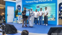 Frisian Flag Cetak Rekor MURI untuk Penyajian Sarapan Terbanyak untuk Istri