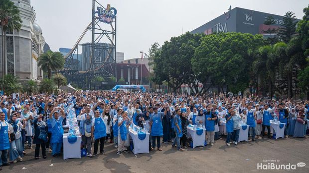 Frisian Flag Wujudkan #TanggalMerahUntukIbu Bersama #BapakBapakFrisianFlag, Cetak Rekor MURI Lewat Penyajian Sarapan Terbanyak untuk Istri