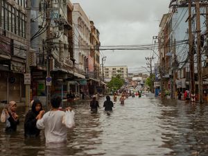 Bandara Don Mueang Tetap Beroperasi Walau Banjir, tapi Tidak dengan Taksi