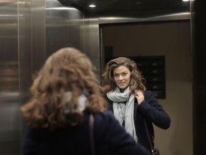 Cermin di Lift Bukan Asal Pasang, Ternyata Ada Fungsinya
