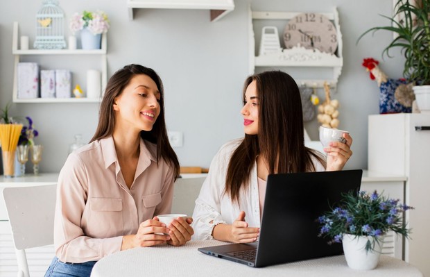 Meningkatkan kualitas hidup bisa dimulai dengan cara sederhana, termasuk menyiapkan benda yang dapat membantu meredakan stres. Benda yang memberikan rasa nyaman dapat membantu menenangkan diri ketika perasaan mulai tertekan. Kebiasaan ini juga dapat mendukung kontrol emosi sehari-hari.