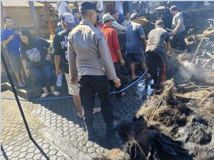 7 Pelingguh Pura Paibon Pasek Gelgel Ludes Terbakar, Kerugian Rp 500 Juta