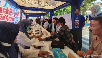 Antusiasme Ratusan Warga Nganjuk Donor Darah hingga Cek Kesehatan Gratis