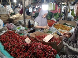 Harga Cabai di Palembang Masih Tinggi, Pedagang Kurangi Stok