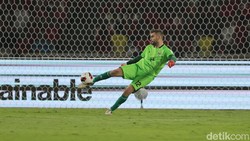 Clean Sheet Lagi, Maarten Paes Ngaku Terbantu Lini Belakang Timnas Indonesia