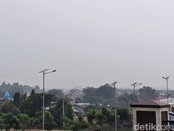 Kabut Asap Masih Terlihat di Batam, Kualitas Udara Masuk Kategori Tak Sehat