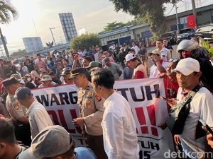 Macet di Ketapang Banyuwangi Tembus 12 Kilometer, Warga Demo ASDP
