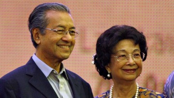 Malaysia Gelar Pemakaman Kenegaraan untuk Istri Mahathir Mohamad