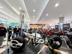 Ekstrem! Yamaha Xmax Ini Diubah Jadi Motor Batman