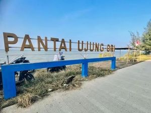 Pantai Ujung Ori, Oase Tenang di Balik Rimbun Cemara Patrol Indramayu