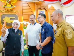 Khofifah Sapa Lifter Peraih Emas dan Perunggu Asian Games 2026
