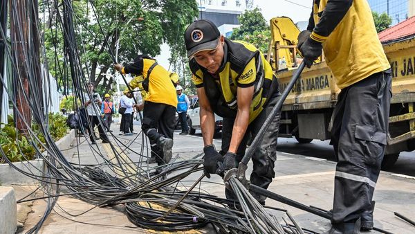 Kabel Utilitas Semrawut Ditertibkan, 1.161 Meter Jaringan Ditata
