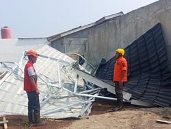 2 Rumah di Lubuklinggau Rusak Parah Usai Dihantam Hujan Deras-Angin Kencang
