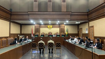 Keluarga Pejabat Bea Cukai Bawa Lari Bingkisan gegara Ketakutan Usai OTT KPK