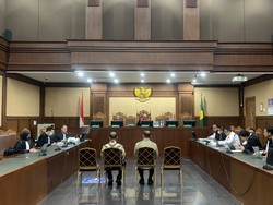 Keluarga Pejabat Bea Cukai Bawa Lari Bingkisan gegara Ketakutan Usai OTT KPK