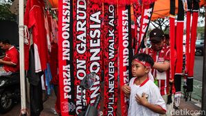 Timnas Day Bawa Berkah, Pedagang Atribut di GBK Panen Cuan