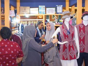 Dari Jualan ke Pasar Korporasi, UMKM Mulai Cari Peluang Baru