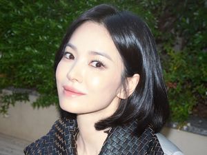 Gaya Song Hye Kyo di Milan, Debut Jadi Global Ambassador Bottega Veneta