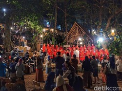 Pesona Nyawang Bulan, Wisata Budaya di Kasepuhan Bunisari