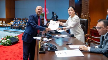 Puan Pimpin Rapat Paripurna Persetujuan DPR soal RAPBN 2027
