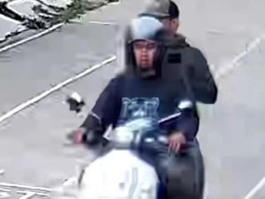 Ada Aja Modusnya! 2 Pria Pura-pura Jual Petai tapi Curi Motor di Bogor