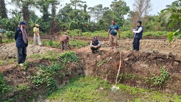 Tim Ekspedisi Patriot Bantu Atasi Krisis Air Pembudidaya Ikan di Klamono