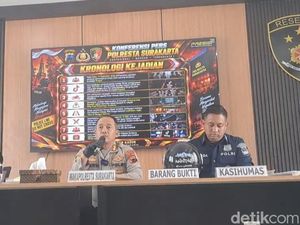 Pemotor Viral Pamer Sajam di Underpas Joglo Diciduk, 2 Orang Jadi Tersangka
