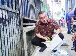 Kawal Aspirasi Warga, Kenneth DPRD DKI Pastikan Proyek Saluran Air di Jelambar Aman