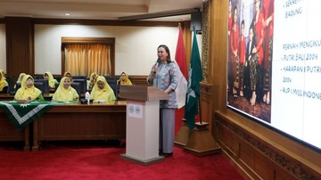Ketua GOW Badung Ajak Lansia Tetap Sehat-Bijak Bermedia Sosial di Era Digital