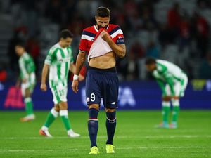 Olivier Giroud Tegaskan Rencana Pensiun Akhir Musim Ini