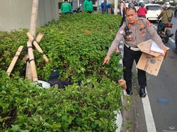 Hilang Kendali, Pemotor di Pancoran Tewas Usai Tabrak Pembatas Jalan