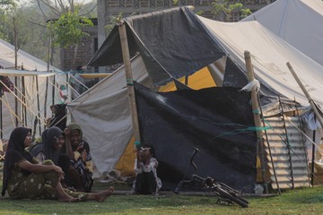 23.578 Warga Masih Bertahan di Pengungsian Pascagempa NTT