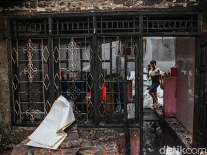 Potret Pascakebakaran Petamburan: Rumah Hangus, Warga Mengungsi