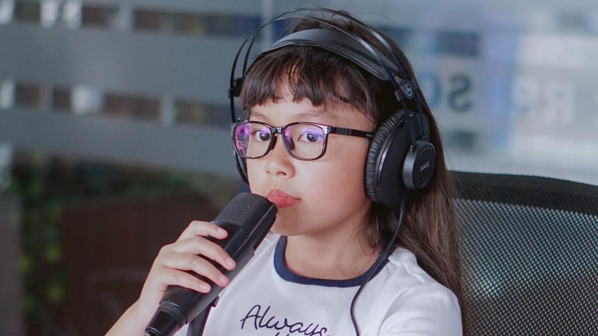 Kecil-kecil Cabe Rawit, Shelyn Mahir Bahasa Asing hingga Diving