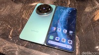 Menggenggam Smartphone Lipat Anyar Vivo X Fold 6 di Shanghai