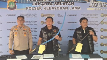 Viral Begal Bawa Celurit di Jaksel, 2 Pelaku Ditangkap Ternyata Hendak Tawuran