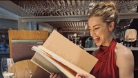 Amber Heard Menghilang 14 Minggu, Kini Posting di Instagram dengan Wajah Ceria