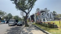 Demo Truk di Pertamina Jagir Bikin Penghuni Apartemen Memutar