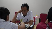 Dari Meja Pingpong ke Papan Catur, Atlet NPCI Bogor Memburu Emas