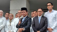Bahlil Ungkap Stok Pertalite Aman 16-18 Hari, Jenis Lain Aman