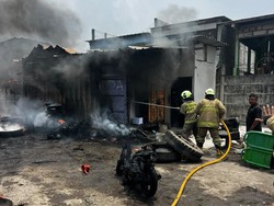 Bengkel Terbakar di Jakut Dipicu Tangki Motor Bocor, Kerugian Rp 75 Juta